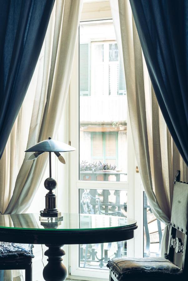 Отель Carafa Di Maddaloni Residenza Di Charme Неаполь Экстерьер фото