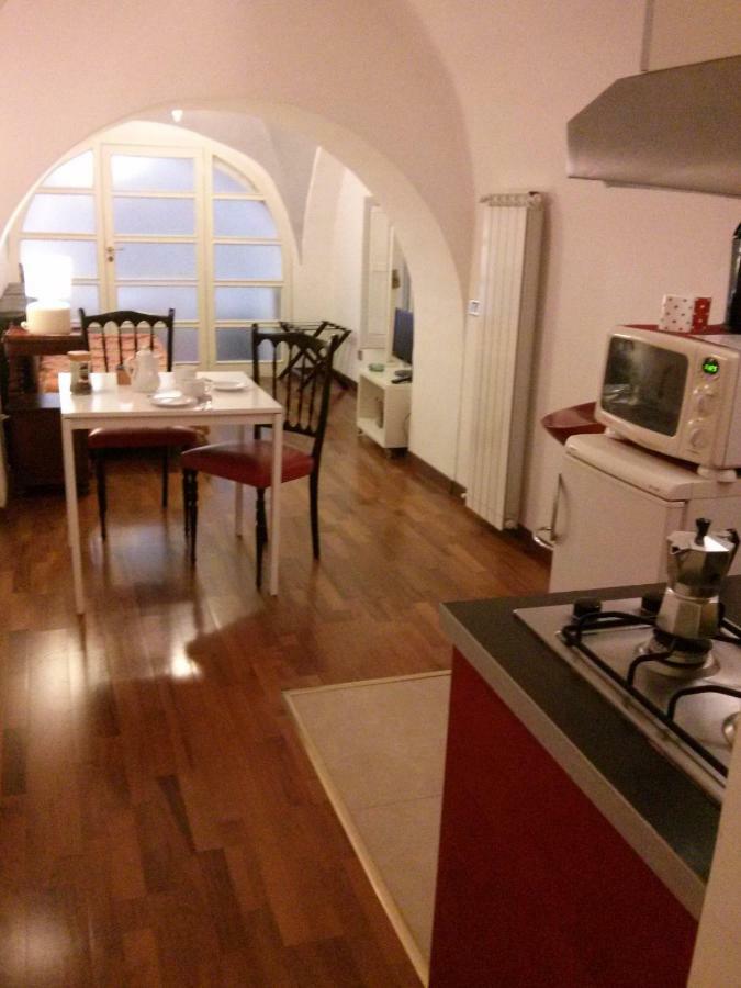 Отель Carafa Di Maddaloni Residenza Di Charme Неаполь Экстерьер фото